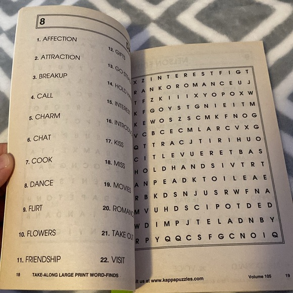 Set of 3 Large Print Word Finds - Picture 10 of 10